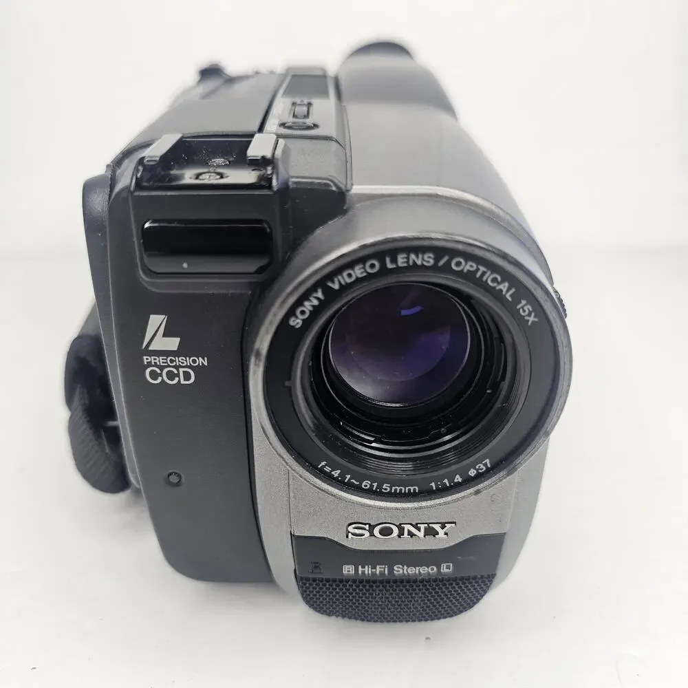 SONY Handycam CCD-TRV52 Vision Steady Shot 8 Camcorder 30x Digital Zoom Untested